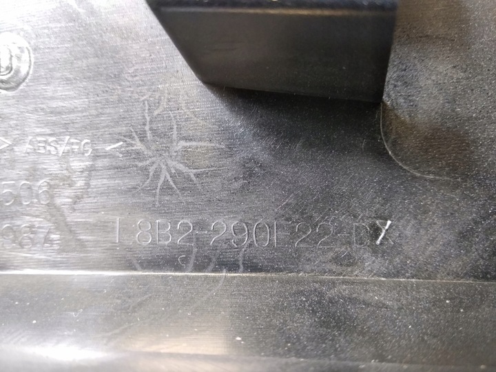 фото №8, Land rover defender планка крила права зад 19-