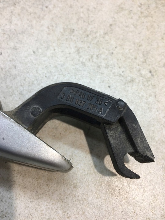 фото №9, Ручка зовнішня праві перед phaeton 3d0837205a