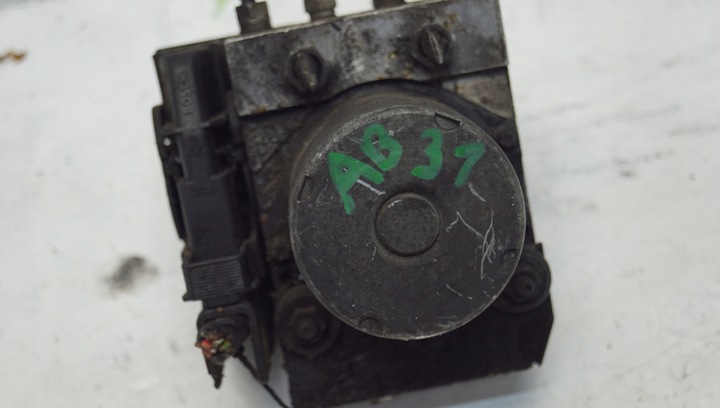 фото №7, Насос abs jaguar x тип 2.0d 0265235018