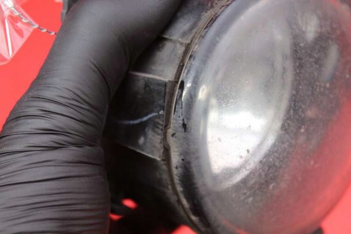 фото №8, Галоген левый перед переднее 9650001680 citroen c4 1 i 08-11