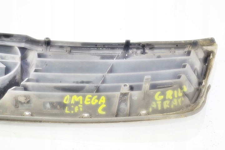 фото №8, Opel omega c рестайлінг решітка радіатора решітка оригінал хром