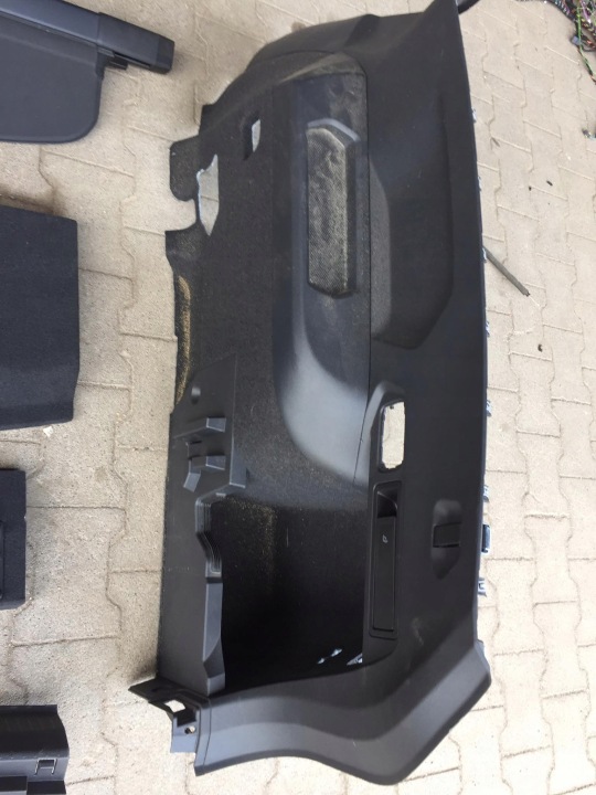 фото №10, Vw tiguan ii allspace карта багажника 5nn867034c