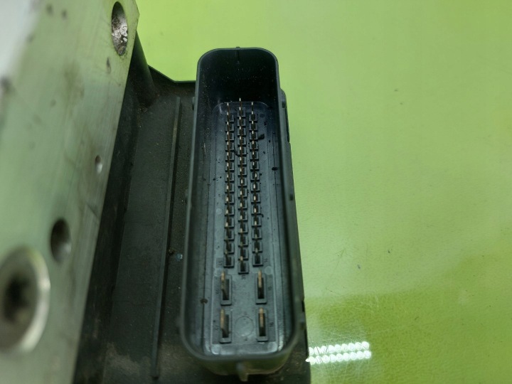 фото №10, Блок керування abs audi a2 1999-2005 8z0907379b 8z0614517c оригінал