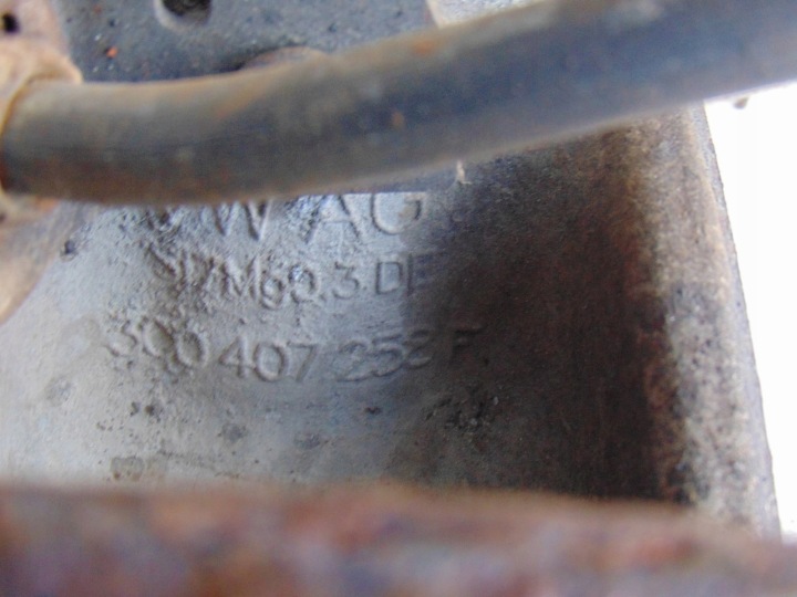 фото №11, Поворотна опора ступиця права перед vw passat cc 2.0 tdi 3c0407258f