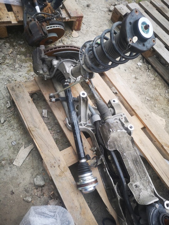 фото №1, Vw passat b6 амортизатор поворотный кулак полуось