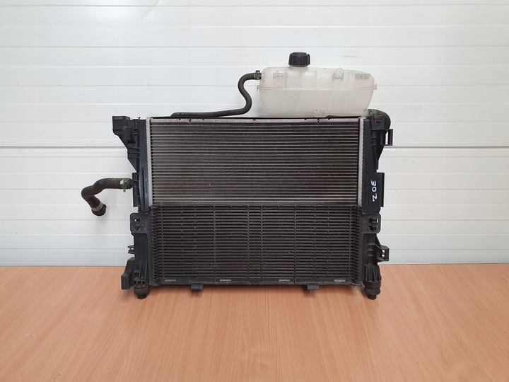 фото №8, Комплект радиатор воды кондиционера вентилятор корпус renault zoe i 18r