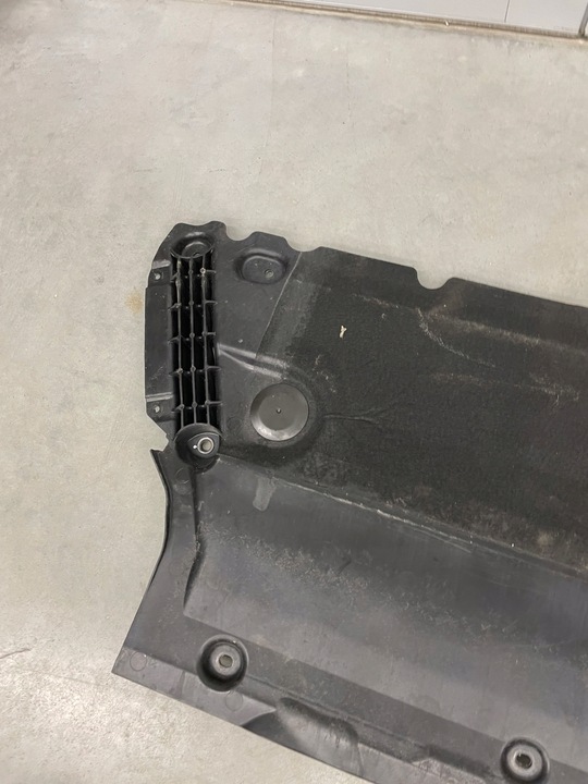 фото №8, Плита защита двигателя a4 b9 a5 8w оригинал рестайлинг 23r