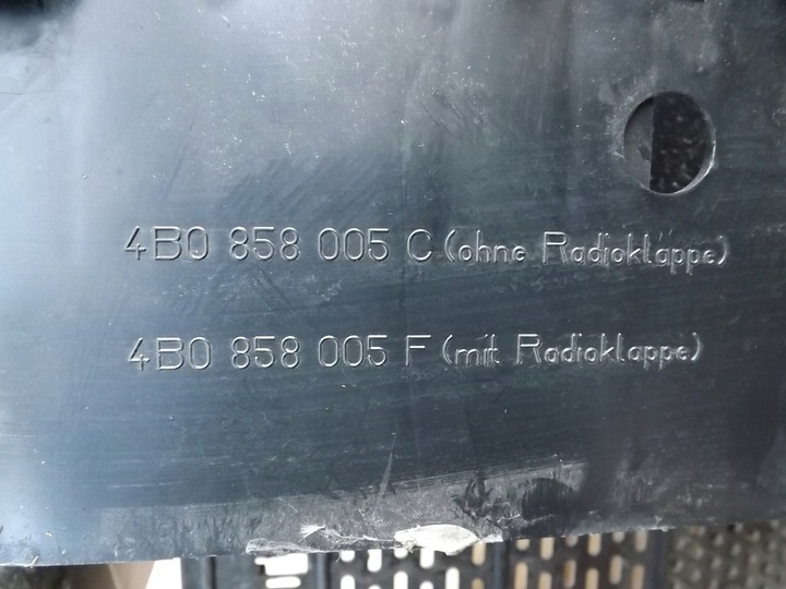 фото №11, Audi a6 c5 рамка средняя радио бардачок панели 4b0858005c