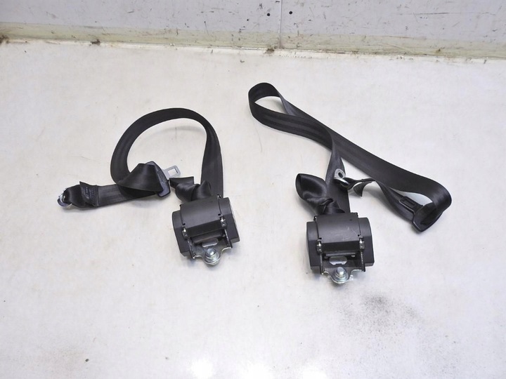 фото №2, Pas безпеки зад audi a4 b8 avant