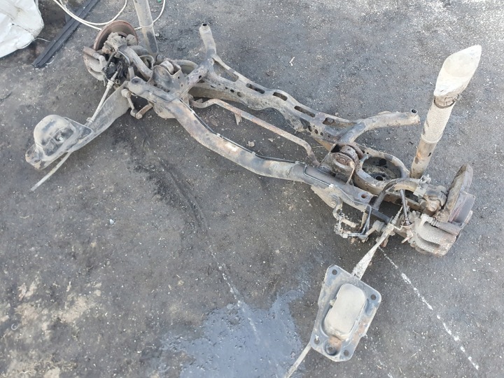 фото №6, Балка рычаги заднего подвески volkswagen vw touran 04r 2.0tdi bez дырка