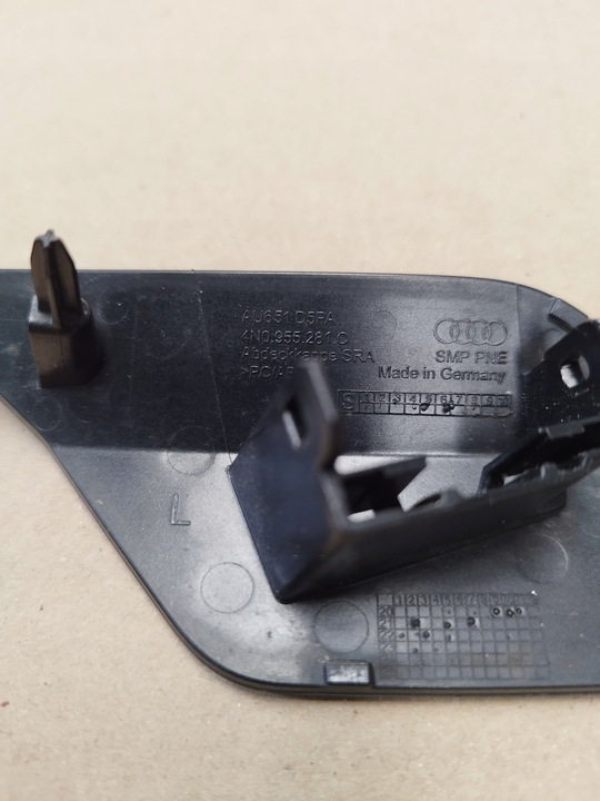 фото №3, Audi a8 d5 заглушки омывателя комплект перед 4n0955282c 4n0955281c