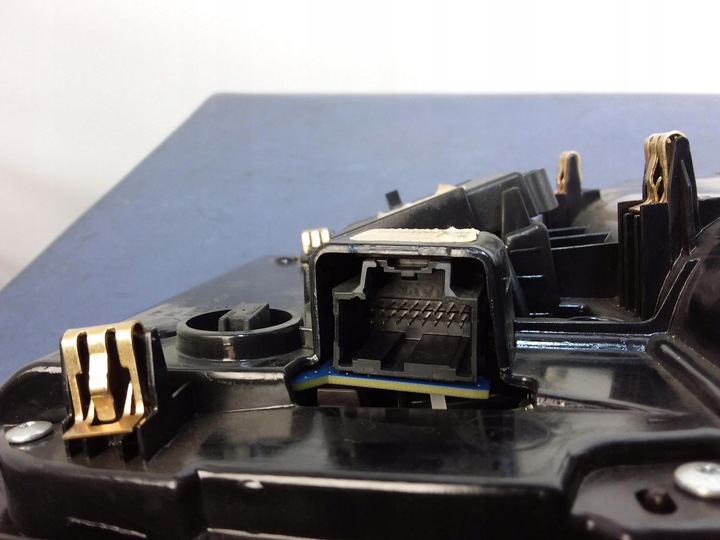 фото №6, Jeep grand cherokee wk2 рестайлинг лампочки потолок