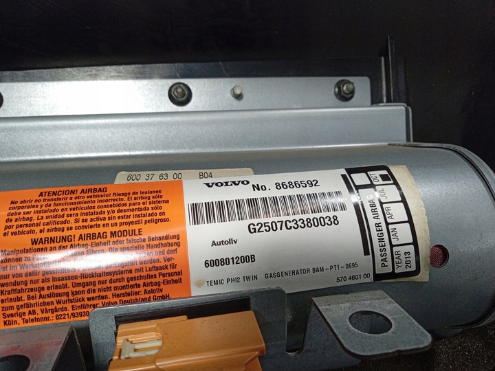 фото №6, Volvo xc90 i 02-06 панель консоль подушки ремни eu