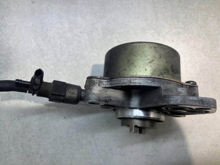 фото №4, Насос вакуум fiat ulysse ii 2.2 jtd 9631971580