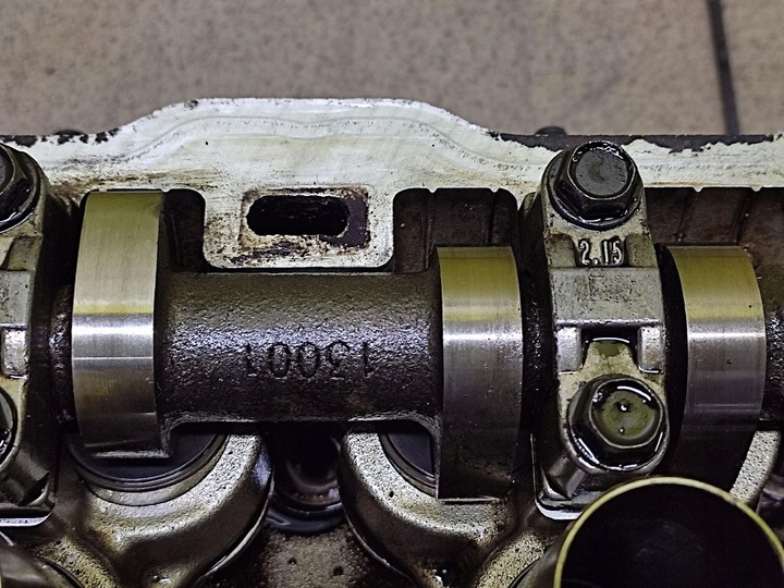 фото №10, Nissan almera n16 1.8 головка двигуна