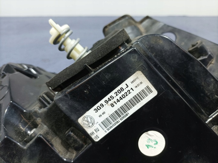 фото №7, Vw passat b8 универсал фара зад задняя правая w крыло led 3g9945208j
