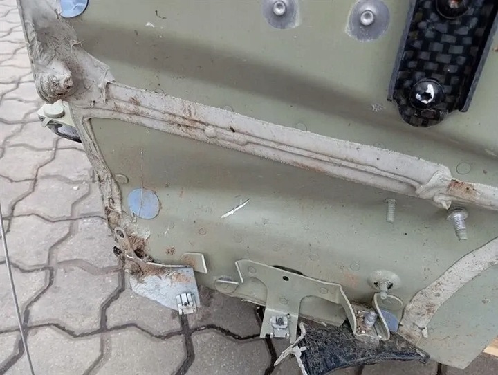 фото №12, Супорт переднє porsche 99150199100