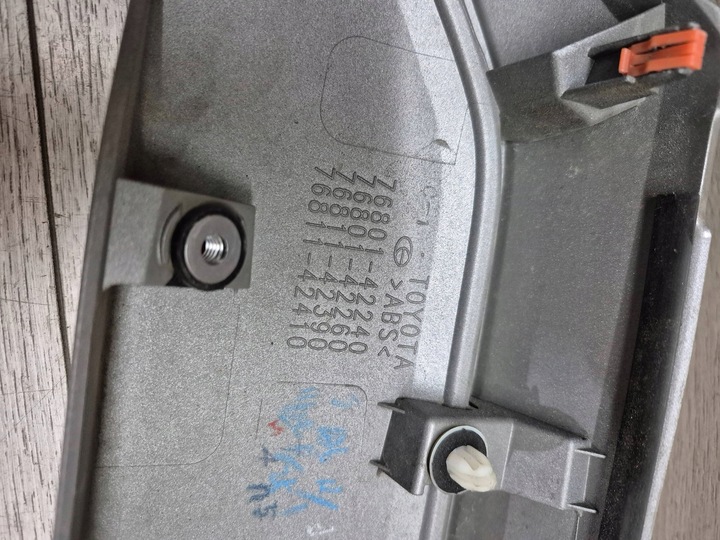 фото №13, 13897. toyota rav 4 накладка кришка зад 76801-42240