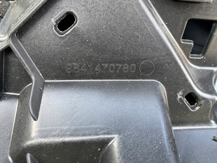 фото №16, Opel astra l vi 6 крышка зад универсал 9841470780 оригинал