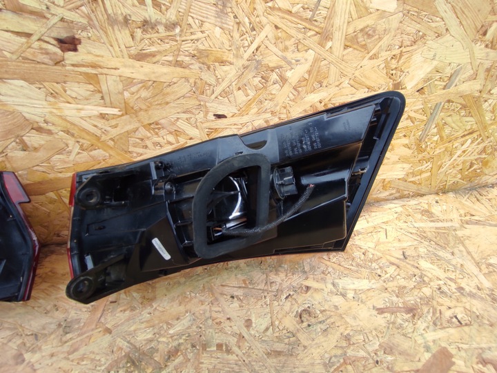 фото №6, Лампа задняя левая правая skoda superb iii универсал