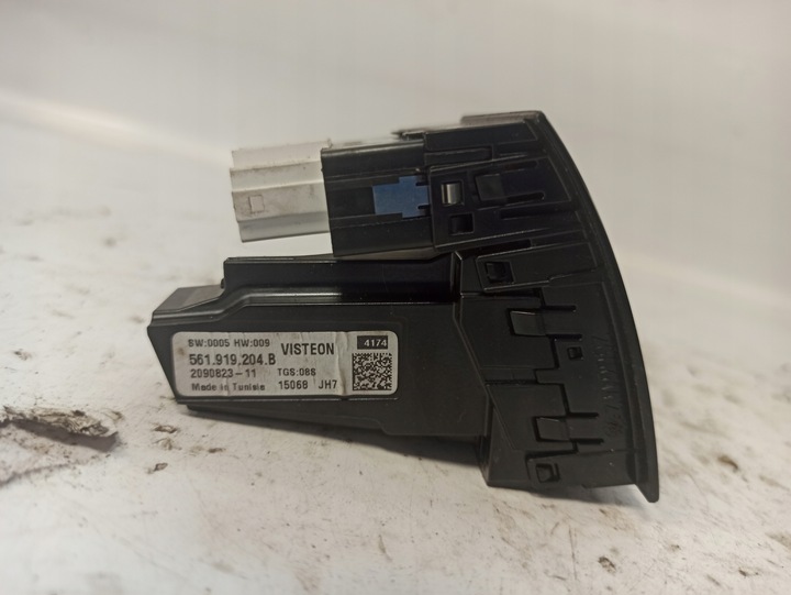 фото №7, Volkswagen passat b7 usa часы панели распределительной 561919204b