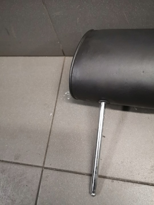 фото №5, Подголовник сиденья зад audi a8 d2 чёрный 4d0885991h