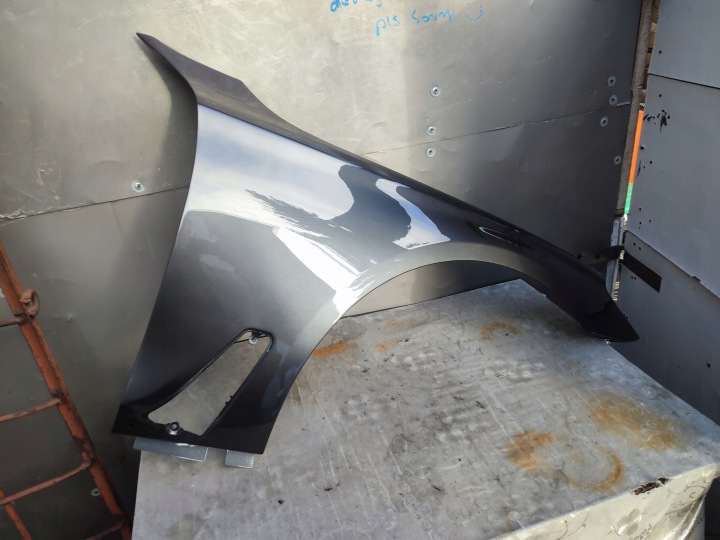 фото №10, Крило праве aluminiowy bmw 7 g11 g12 дорестайлінг лак a90 sophisto сірий