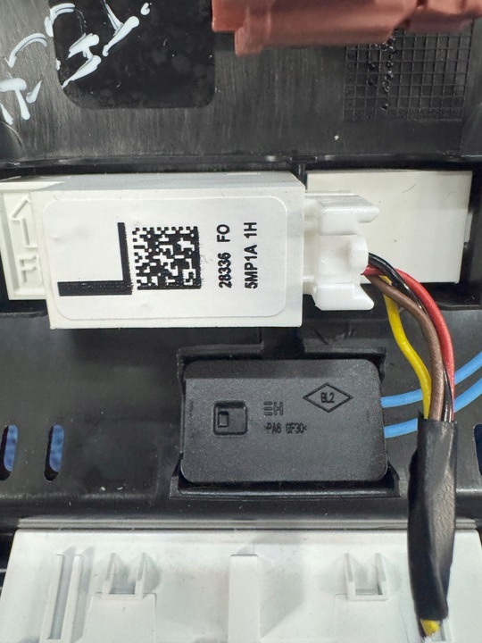 фото №11, Освещение лампа потолок renault megane v e-tech