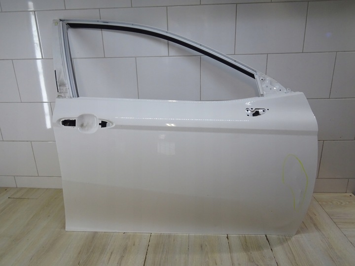 фото №1, Дверь правые передние правый перед toyota camry viii 8 18- llu
