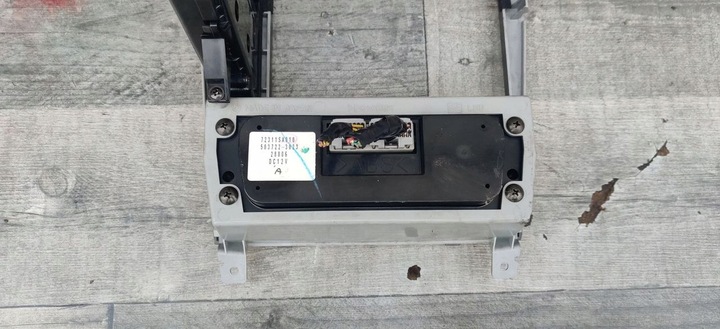 фото №7, Консоль средняя панель воздуховод pulpit subaru forester ii 2 2.0b 503722-3023