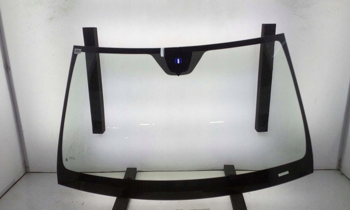 фото №1, Скло лобове mercedes c-klasa w204 2007-2014 датчик