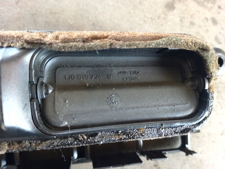фото №9, Решётка воздуховод средняя volkswagen golf 4 1j0819734b 1j0819728c 1j0819736c