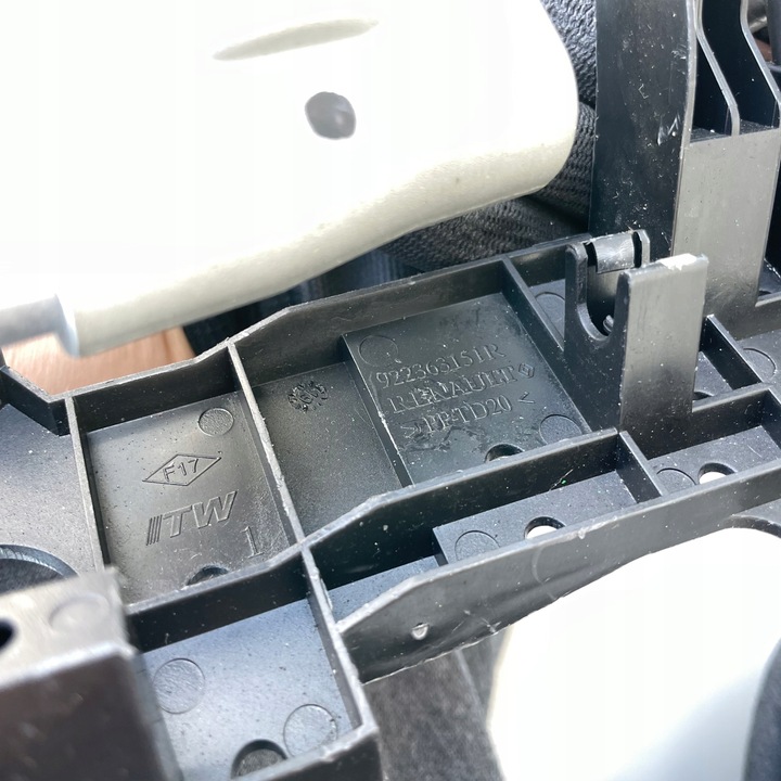 фото №10, Renault zoe ii шланг кондиционера 924408549r