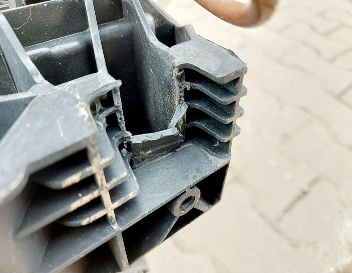 фото №9, Audi q5 80a 21r. pas переднее радиатор балка 2.0 tdi 80a805594b