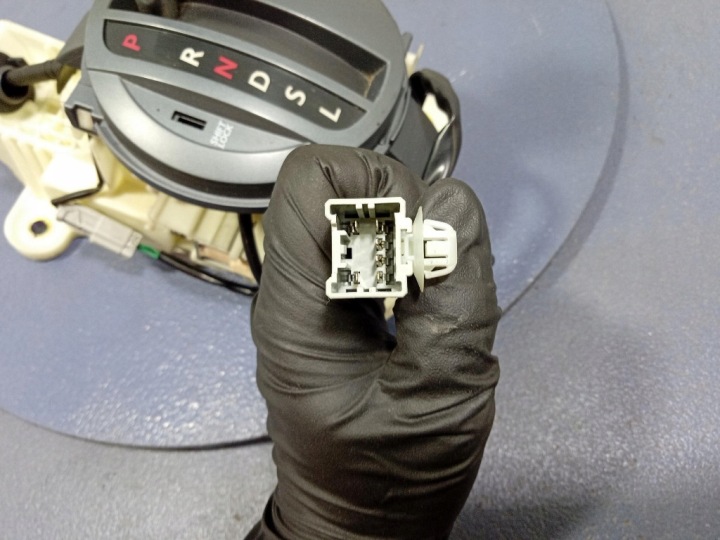 фото №11, Honda jazz ii 01- 1.3 i-dsi ручник  изменения коробка передач домкрат автомат cvt