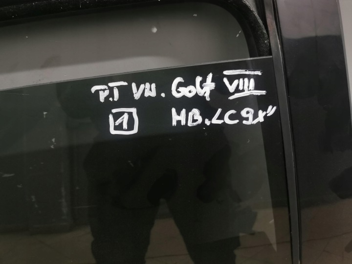 фото №12, Двері праві зад комплектні vw golf viii hb lc9x eu