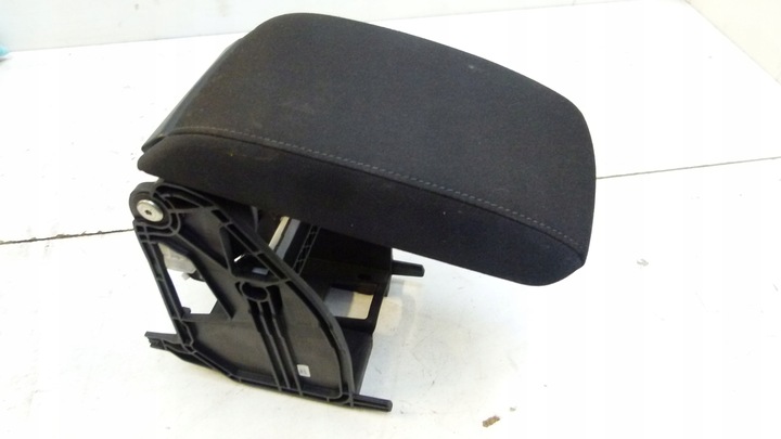 фото №11, Подлокотник skoda octavia iii 5e0864207