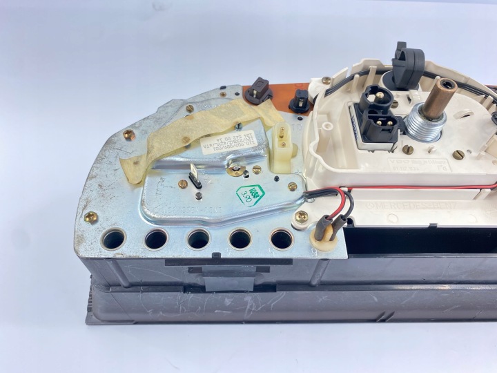 фото №13, Спідометр  панель приладів obrotomierz ekonomizer mercedes w124 200e 230e m102 пошкоджений
