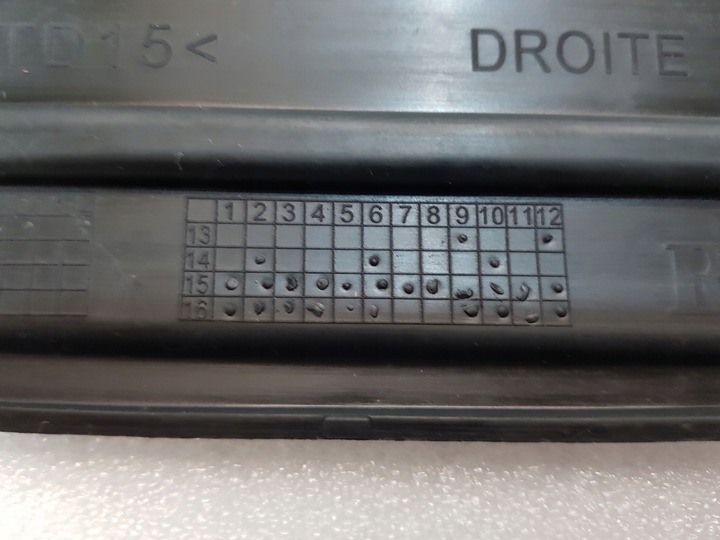 фото №12, Escpace v 5 заглушка решітка бампера права ліва