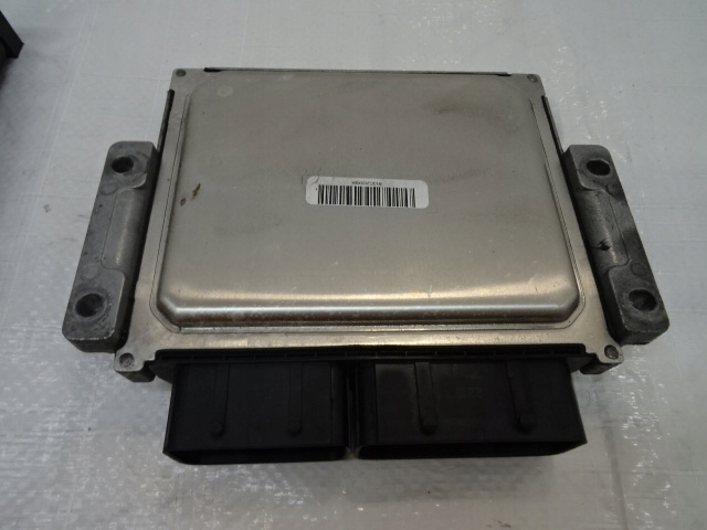 фото №6, Citroen ds7 2.0 bluehdi автомат компьютер набор стартовый 2 ключи