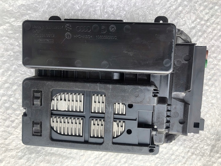 фото №10, Audi a6 a7 c8 4k a8 d5 зарядний пристрій індукційна інтерфейс аудіо port usb sd sim