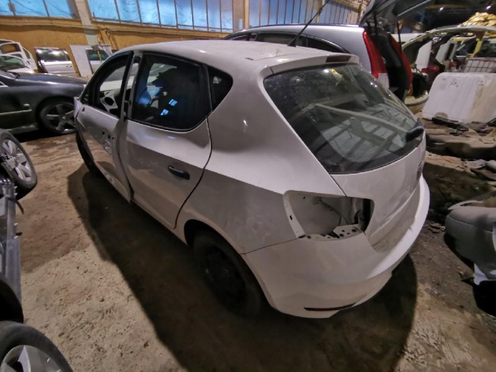 фото №9, Seat ibiza подушки двигуна а також подушки коробки кпп / коробка передач 2016 6q0199555ar