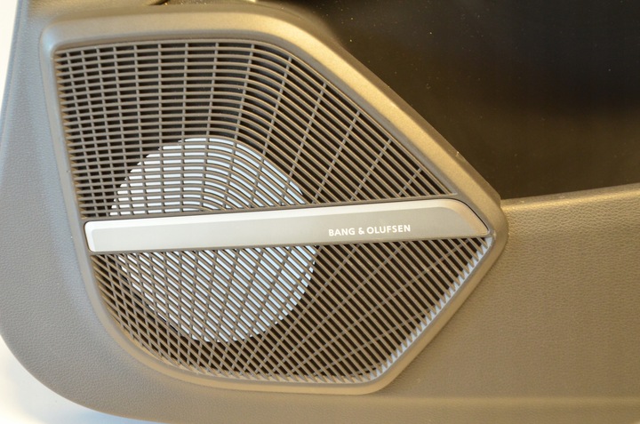 фото №5, Audi q5 80a uk комплект сидений чёрная кожа ролеты