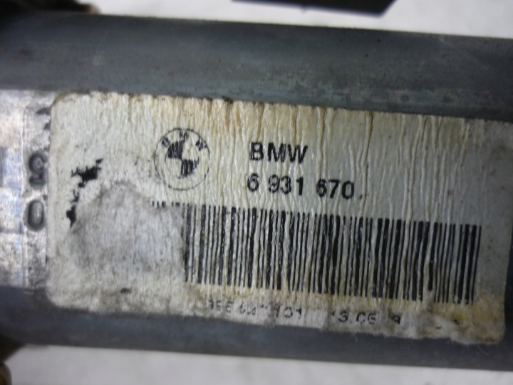 фото №9, Bmw e46 compact двигунчик скла праве bosch 0130821995