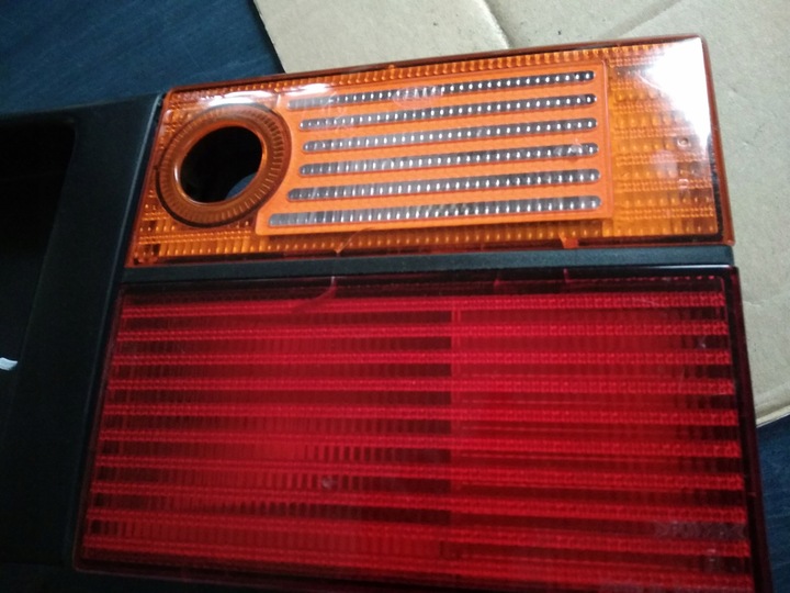 фото №15, Лампа зад накладка vw vento hella 1h5853481