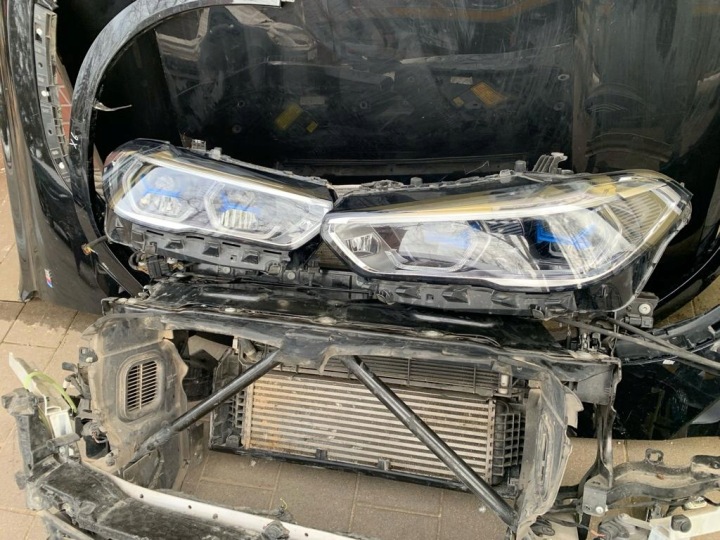 фото №8, Комплектний перед bmw x6 g06 laser м-пакет а також звичайний різні версія