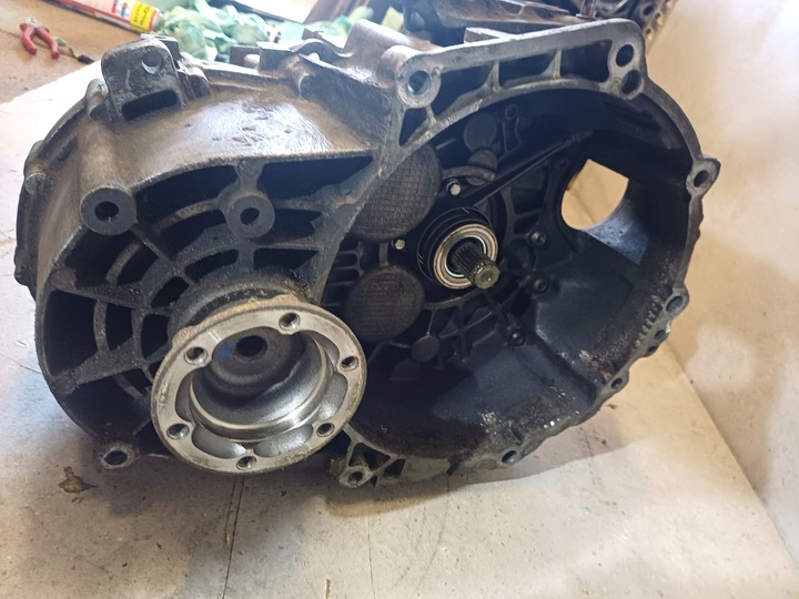 фото №5, Коробка передач коробки передач код hdv 2.0 tdi 6 коробки передач skoda octavia ii , vw passat b6