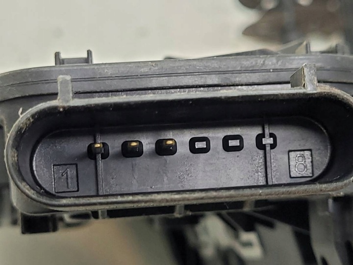 фото №9, Замок ручка двері бокових правих ford transit mk8 viii bk2a-v26412-aa