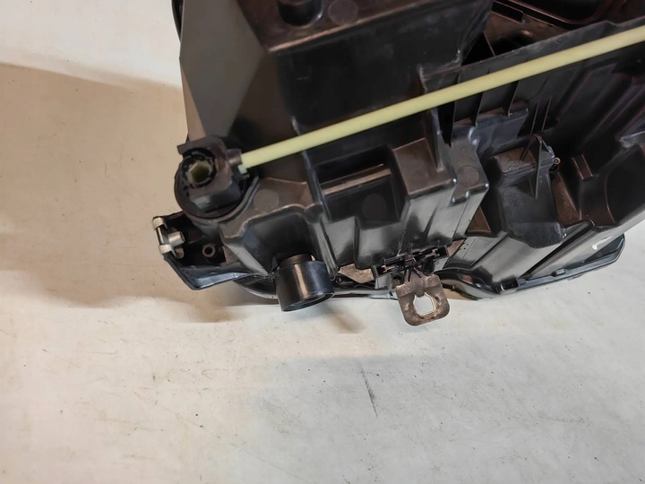 фото №7, Audi q4 89a matrix- полный led левая сцепление