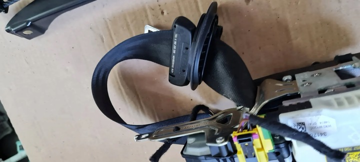 фото №12, S3 8v sedan a3 pas безпеки правий перед натягувач 8v5857706h